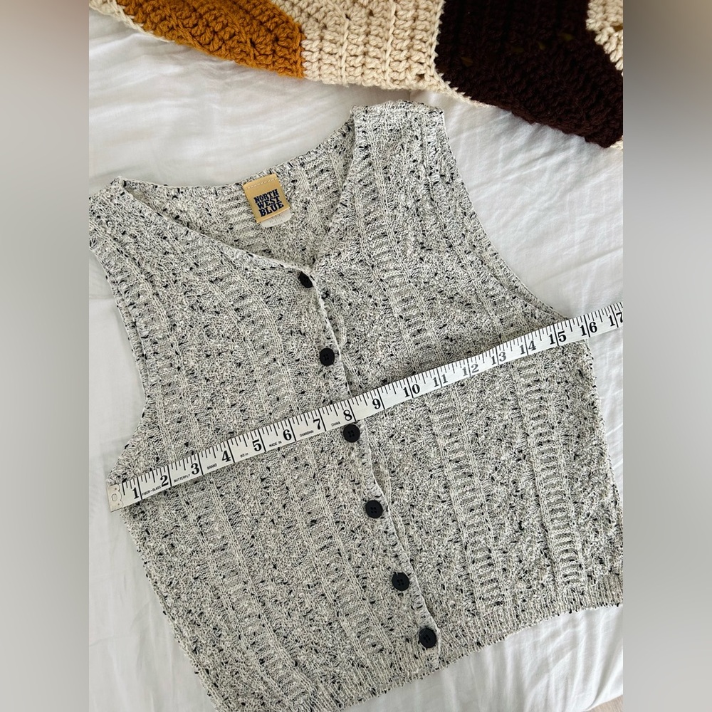 VINTAGE 90s Knit Top / Vest - Picture 6 of 7